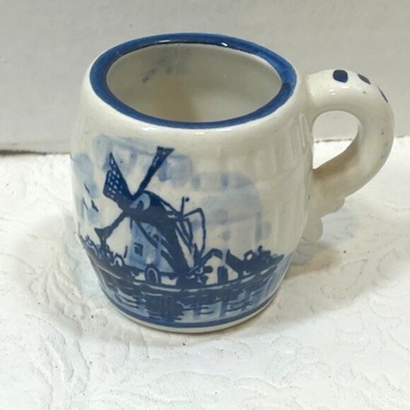 VTG Holland Dutch Windmill Hand Painted Ceramic Mini Stein/Tea Cup 2" Tall - Picture 2 of 13
